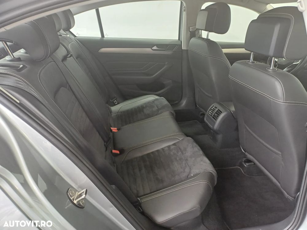Volkswagen Passat 2.0 TDI DSG Highline - 29
