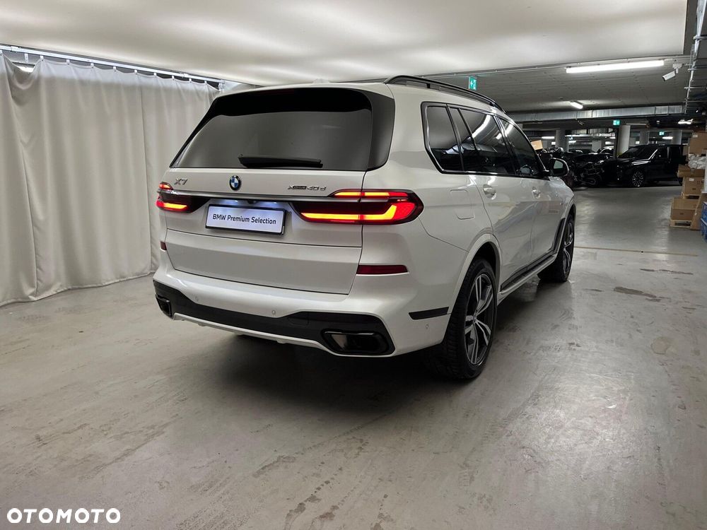 BMW X7 - 13