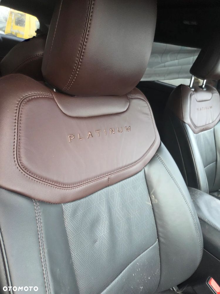 Ford Explorer EcoBoost Plug-in Hybrid PLATINUM - 8