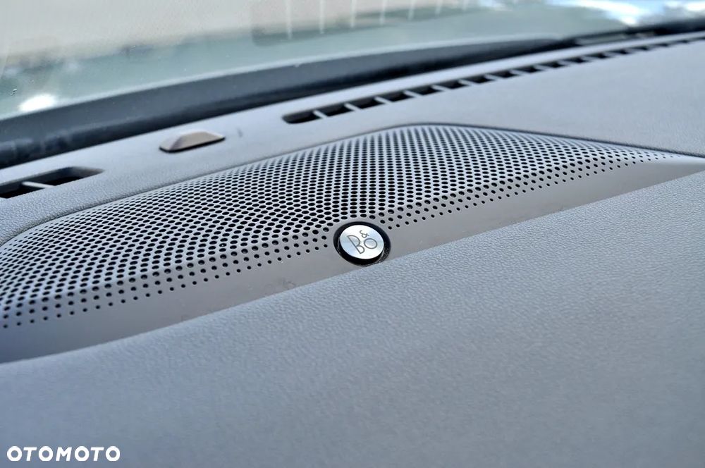 Ford Kuga 2.0 EcoBlue AWD ST-Line X - 31