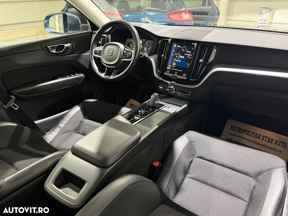 Volvo XC 60 B4 MHEV Momentum - 6