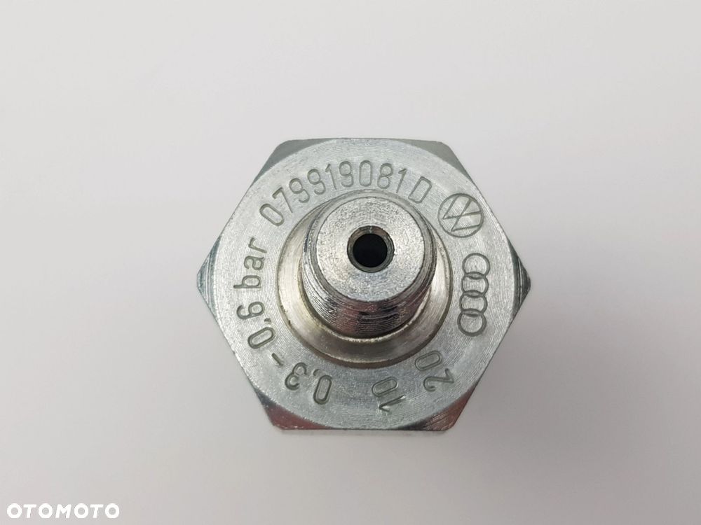 Czujnik ciśnienia oleju Porsche Panamera Audi A8 Q7 RS6 RS7 079919081D - 5