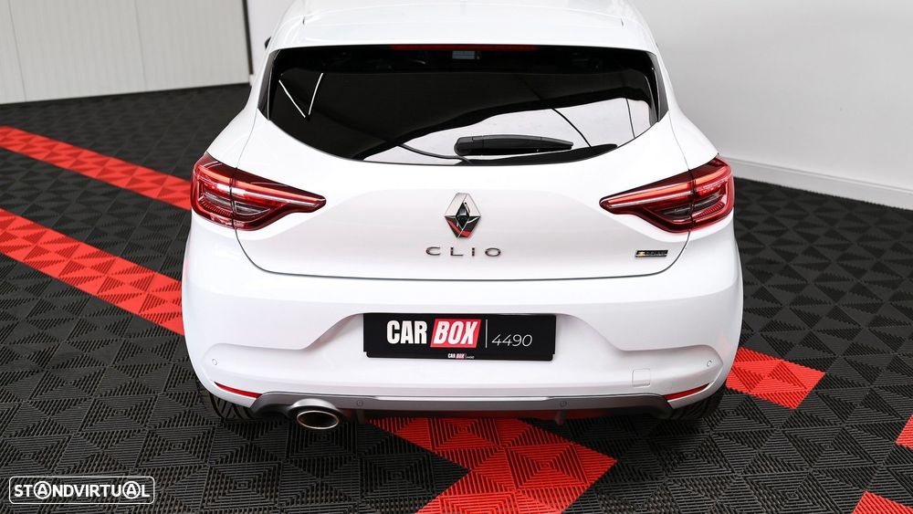 Renault Clio - 30