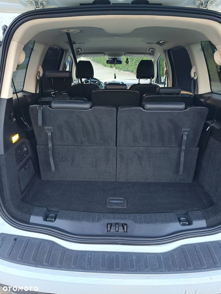 Ford Galaxy - 5