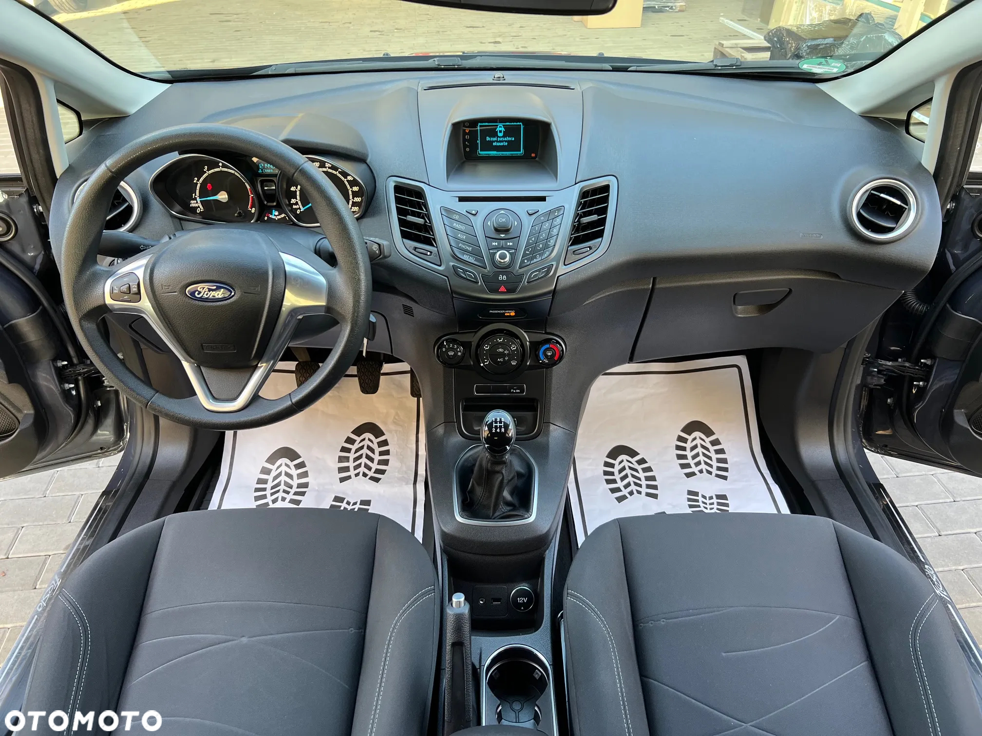 Ford Fiesta 1.25 Ambiente EU5 - 8