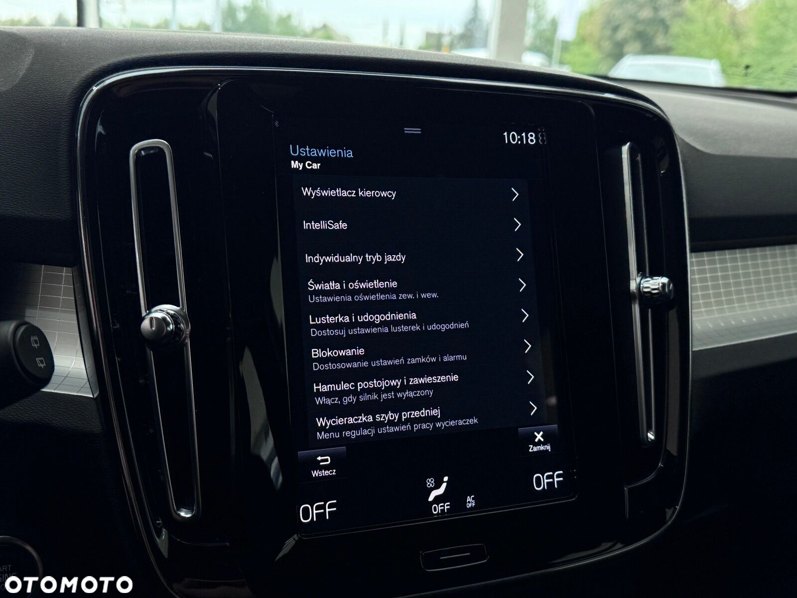 Volvo XC 40 - 32