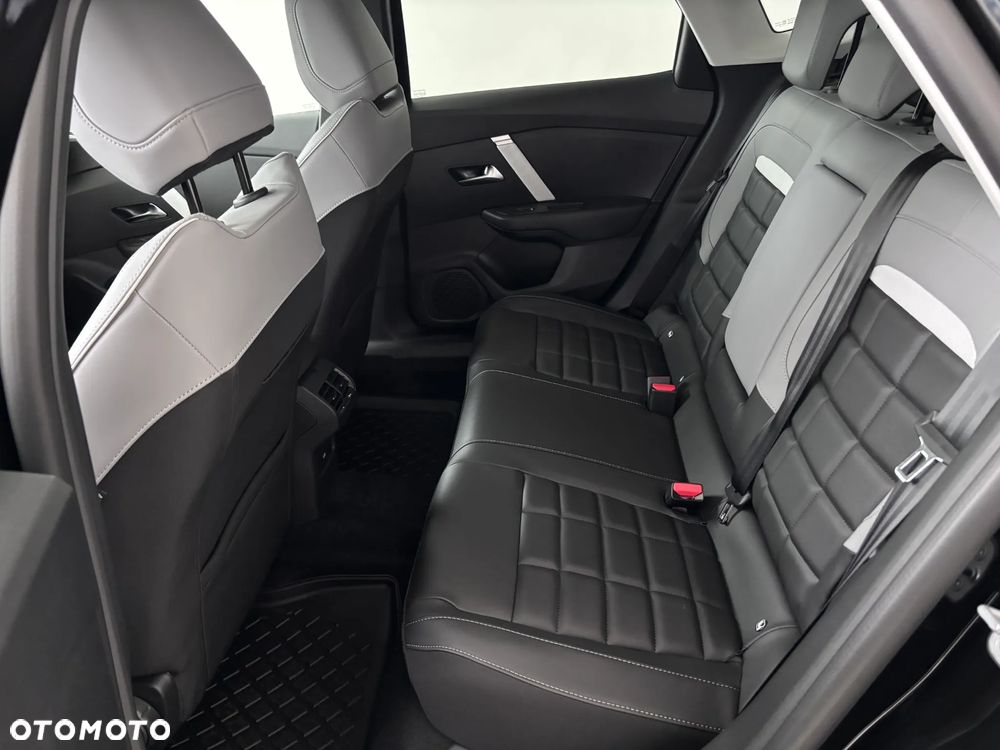 Citroën C4X 1.2 mHEV Max eDCT6 - 7