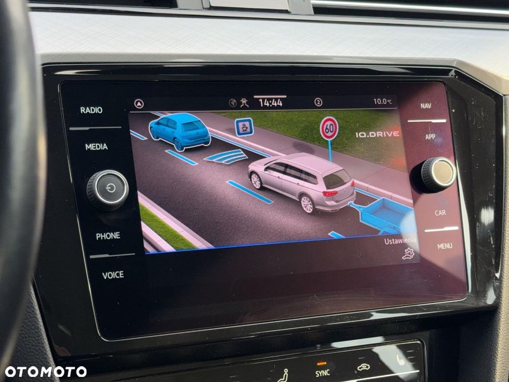 Volkswagen Passat 2.0 TDI EVO Business DSG - 28