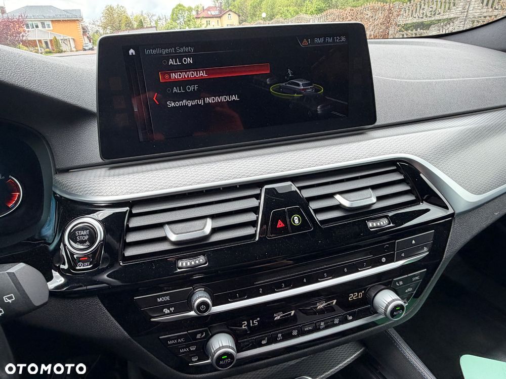 BMW Seria 5 520d M Sport Edition - 25