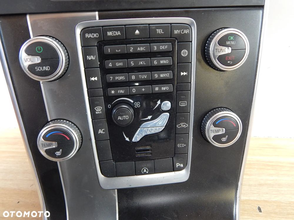 Panel przełącznik wodospad ramka R-Design Volvo S60 V60 II 10-18  Łuków części - 2