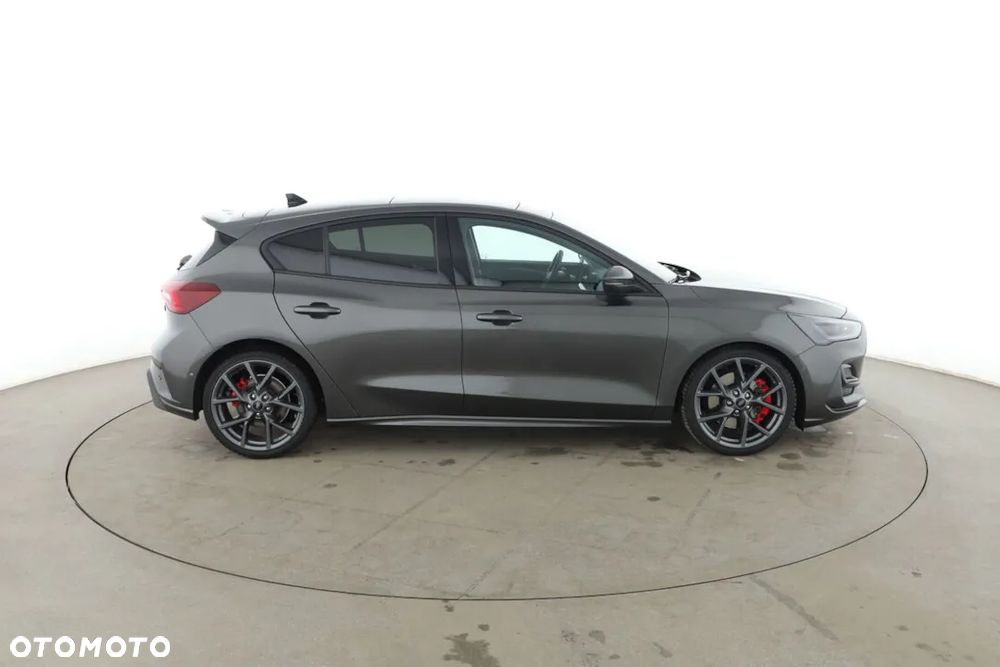 Ford Focus 2.3 EcoBoost ST X - 9