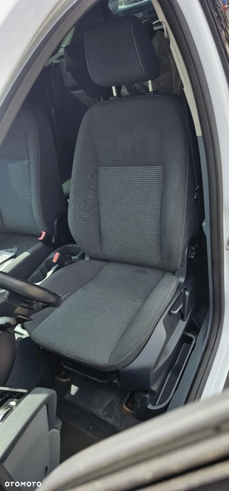 Ford C-MAX 1.6 TDCi Edition - 9