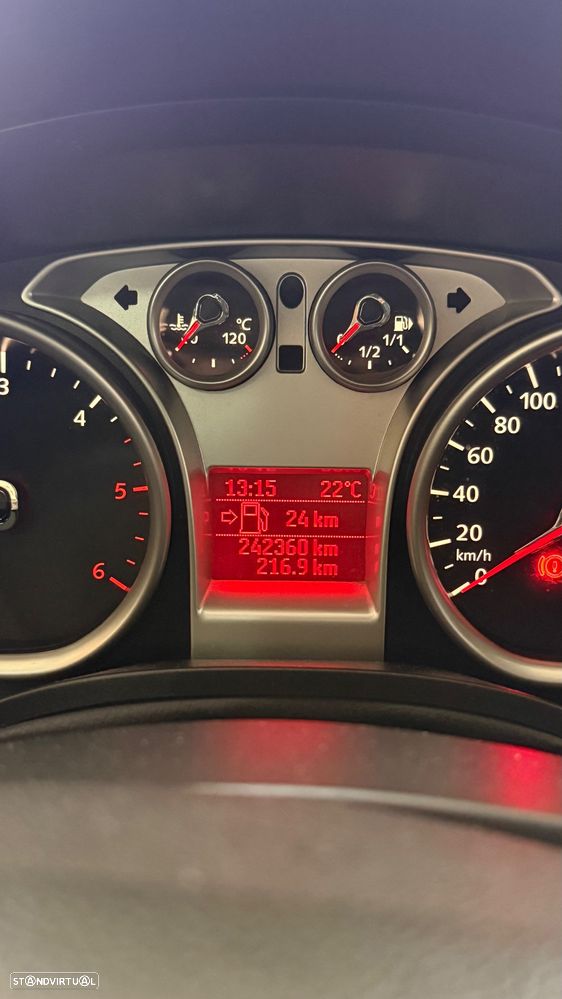 Ford Focus SW 1.6 TDCi Connec. - 12
