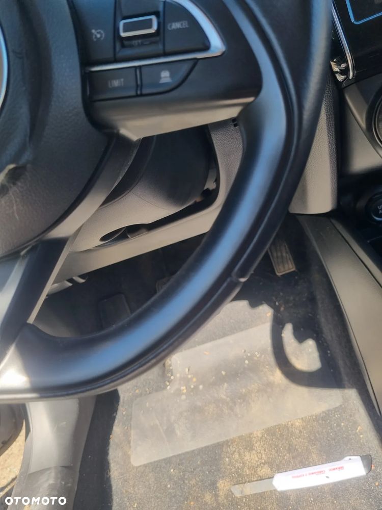 SUZUKI SWIFT VI MK8 17-20 2018 r. kierownica multifunkcyjna multifunkcja * - 4