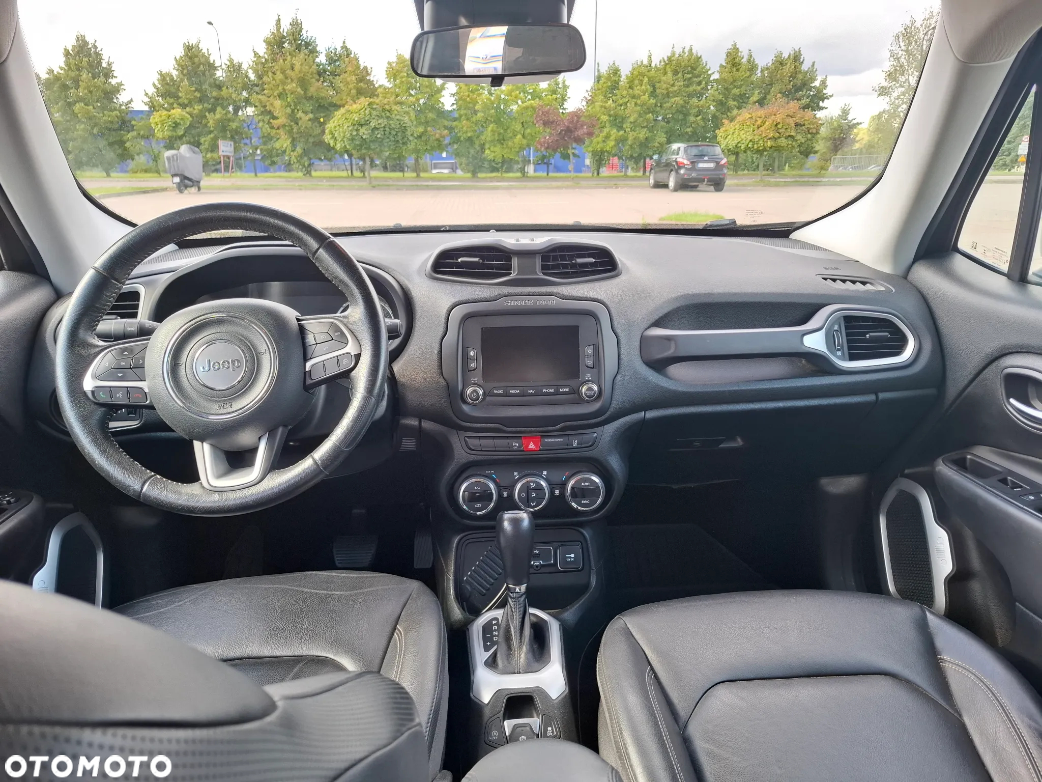 Jeep Renegade 1.4 MultiAir DSG Limited - 12