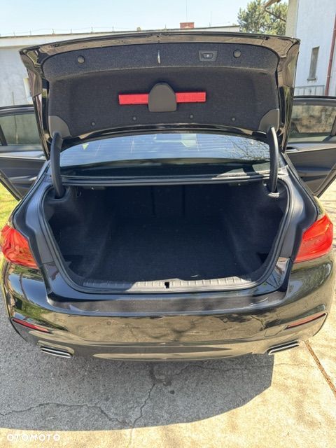 BMW Seria 5 520d M Sport Edition - 14