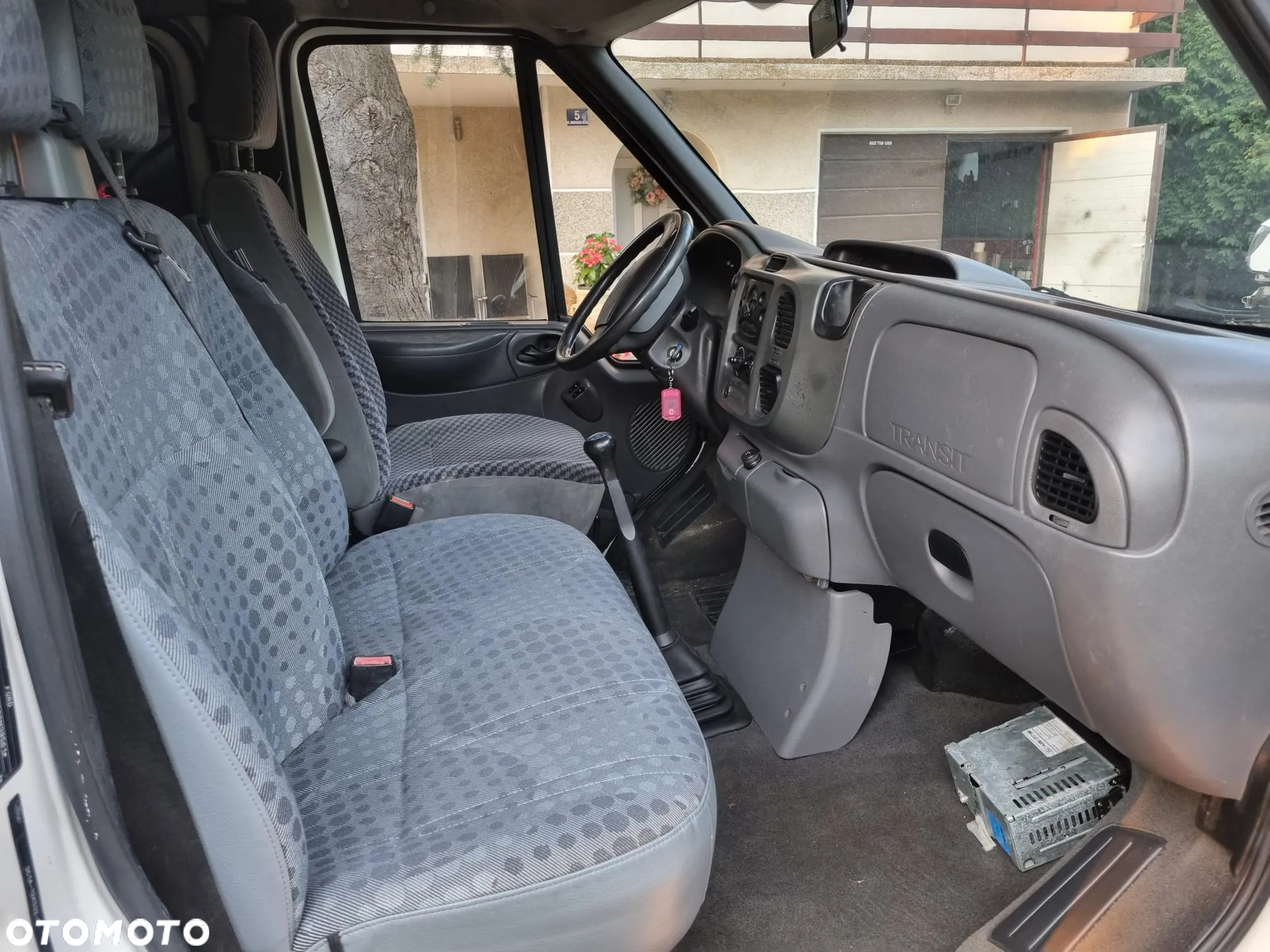 Ford TRANSIT 2,4 TD - 125KM - pancerny! - 36