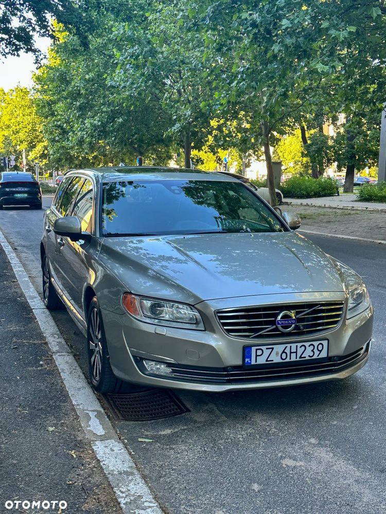 Volvo V70 D5 AWD Summum - 3