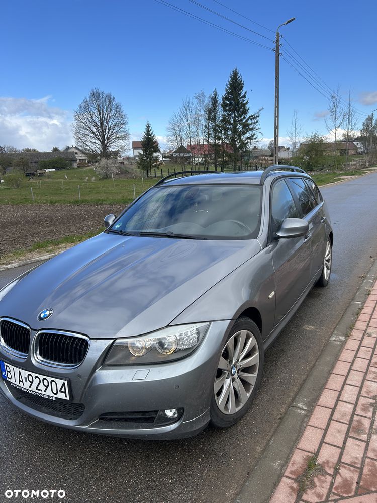 BMW Seria 3 318i - 2