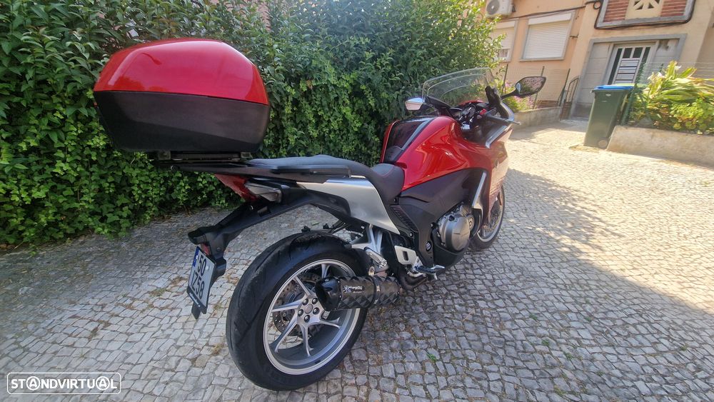 Honda VFR VFR 1200 F - 26