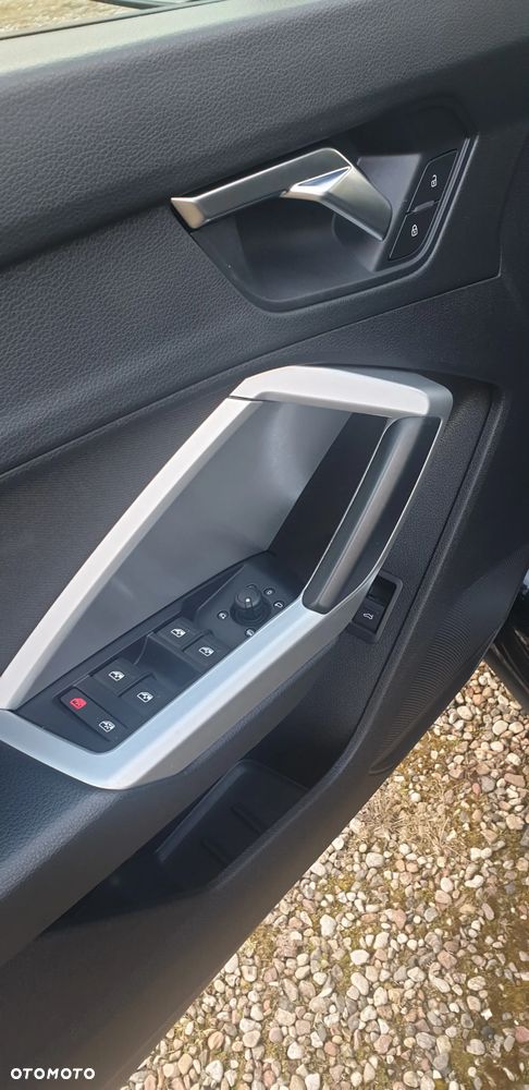 Audi Q3 35 TFSI S tronic - 13