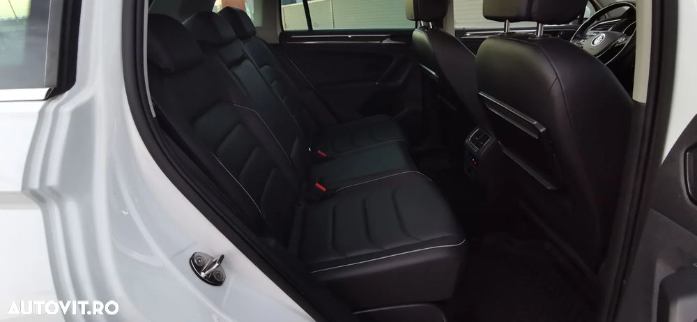 Volkswagen Tiguan 2.0 TDI SCR 4MOTION DSG R-Line - 17