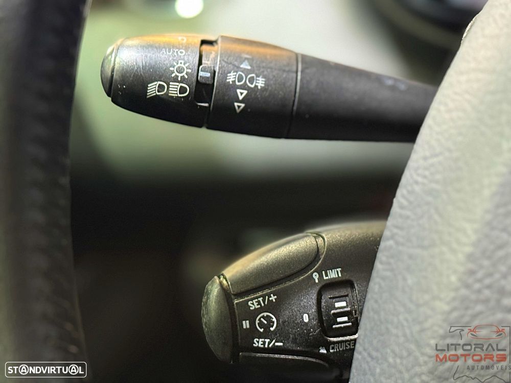 Peugeot 5008 1.6 HDi 7L SE Style - 21