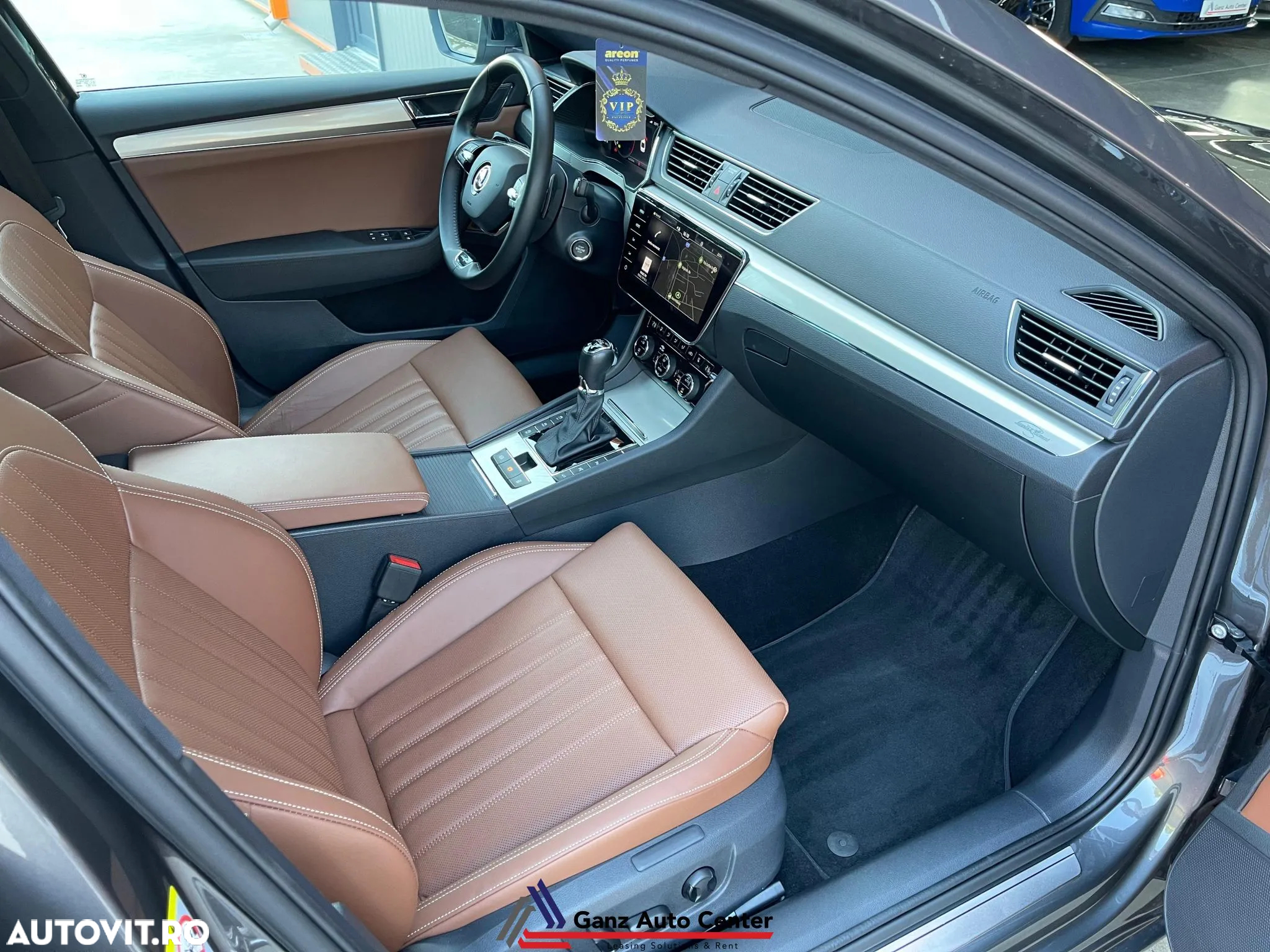 Skoda Superb 2.0 TDI 4X4 DSG Laurin & Klement - 10