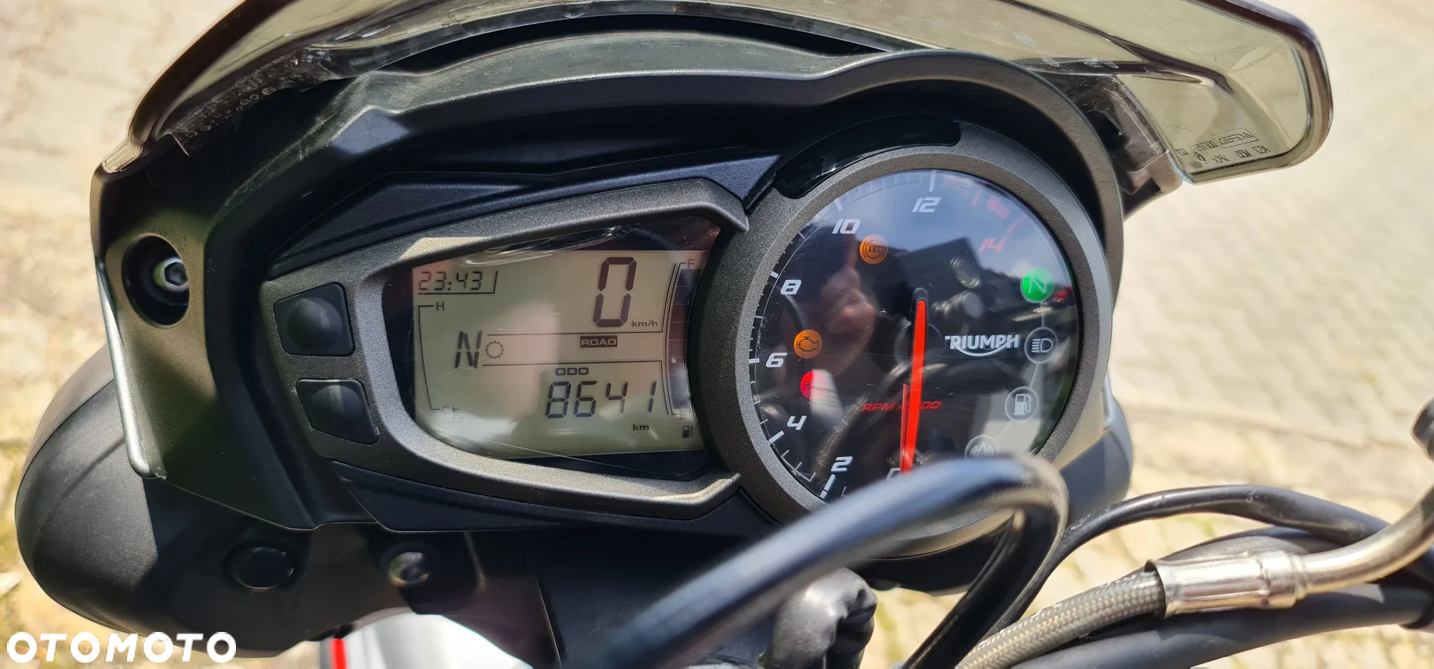 Triumph Street Triple - 6