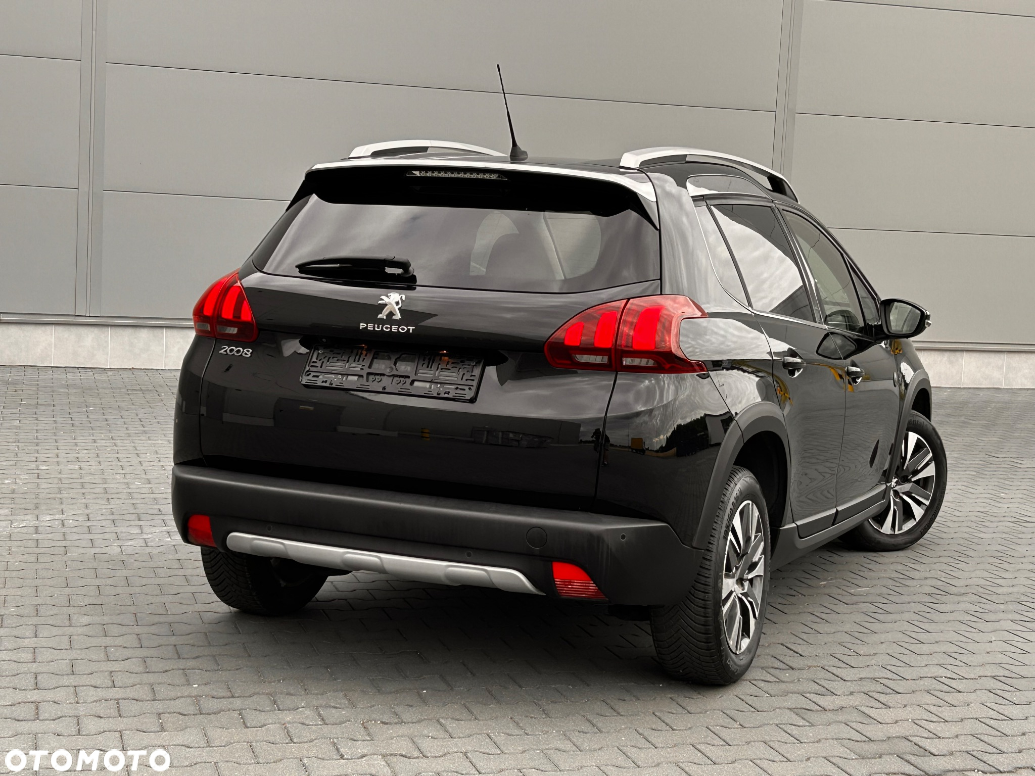 Peugeot 2008 BlueHDi FAP 120 STOP & START EAT6 Crossway - 19