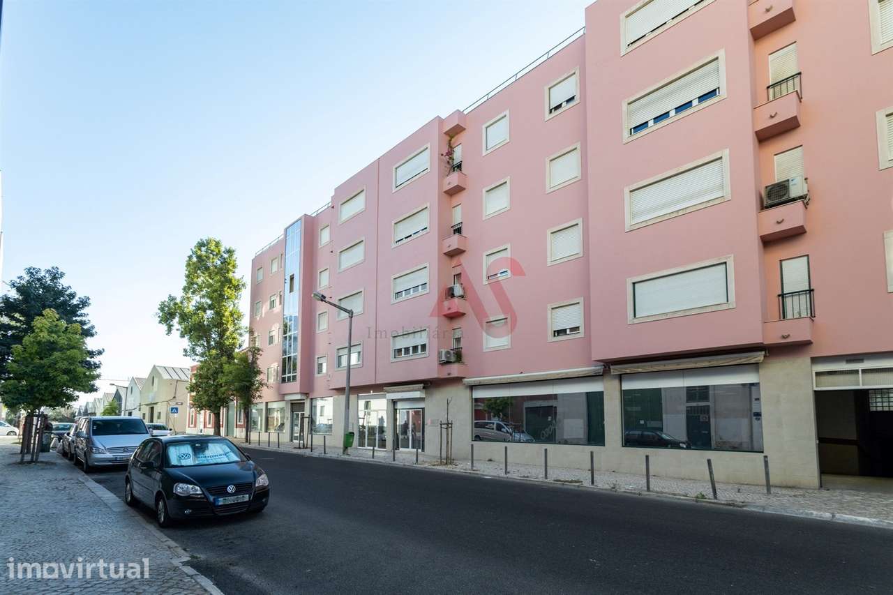 T3 no Braço de Prata Inserido no Condomínio Pátio do Oriente | 2 Estac - Grande imagem: 2/31