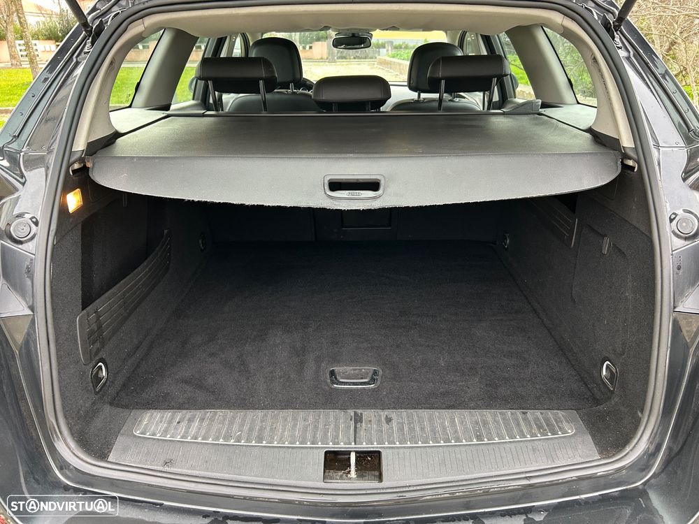 Opel Astra Sports Tourer - 24