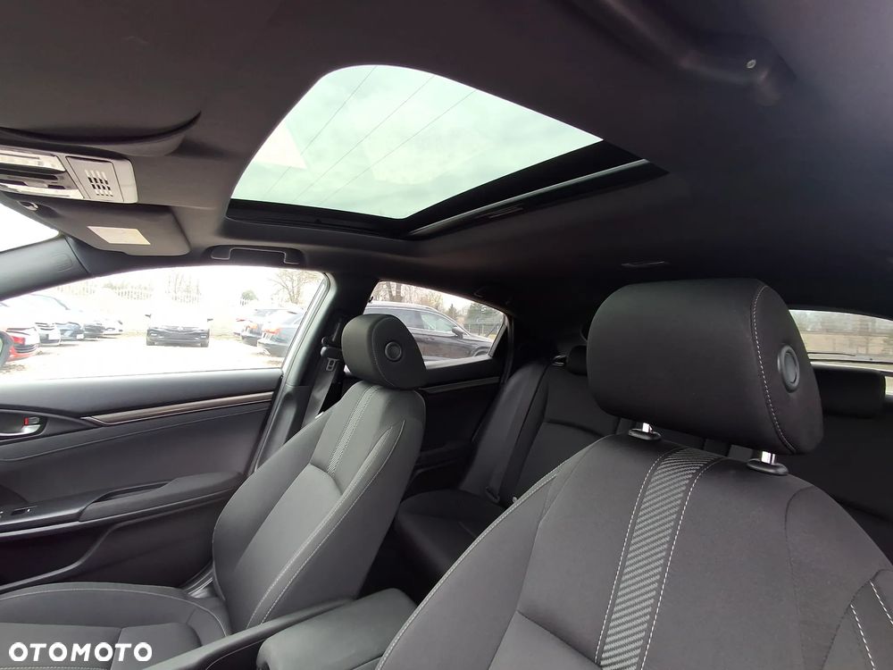 Honda Civic 1.0 i-VTEC Turbo Executive - 10