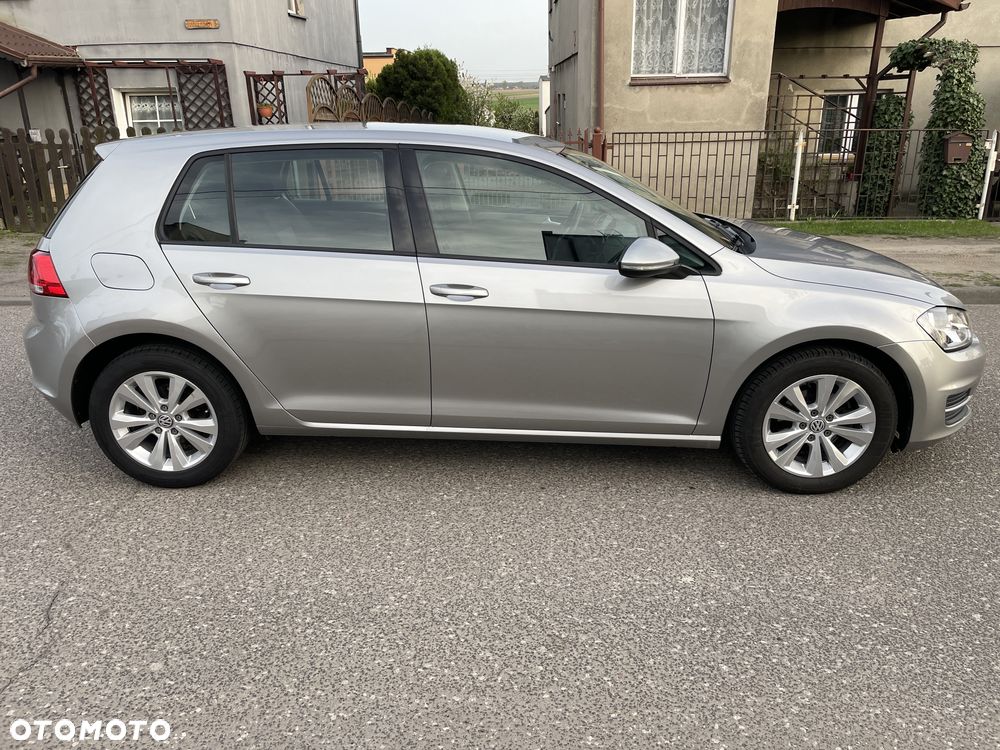 Volkswagen Golf VII 1.2 TSI BMT Trendline - 4