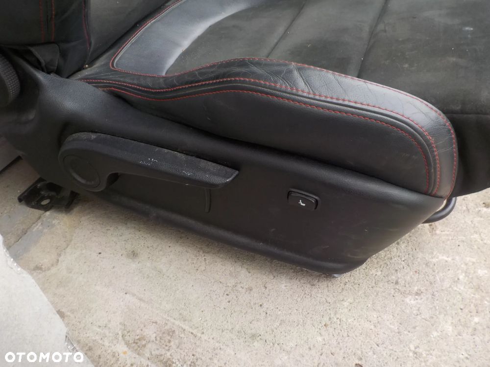 KIA PRO CEED II GT 3D FOTELE KANAPA BOACZKI - 17