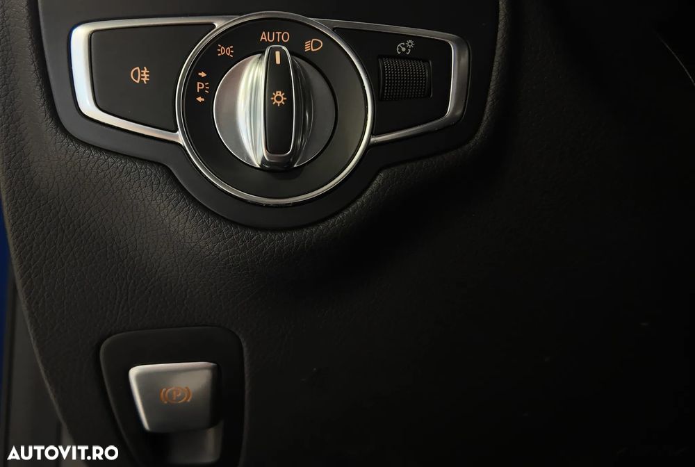 Mercedes-Benz C 200 4Matic 9G-TRONIC AMG Line - 21