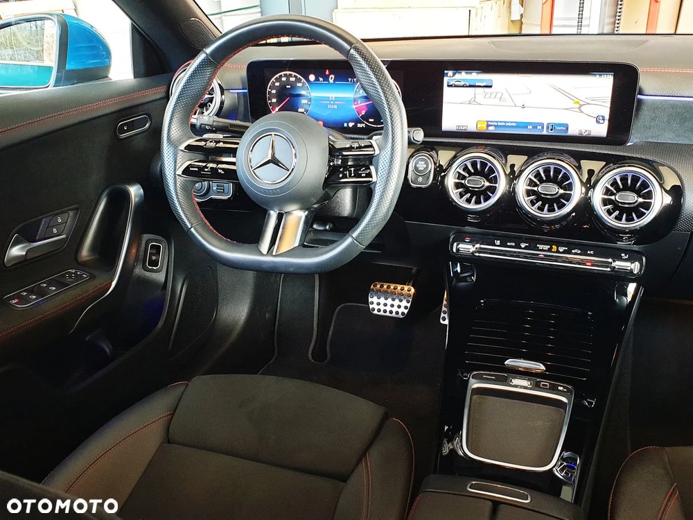 Mercedes-Benz CLA 180 AMG Line 7G-DCT - 14