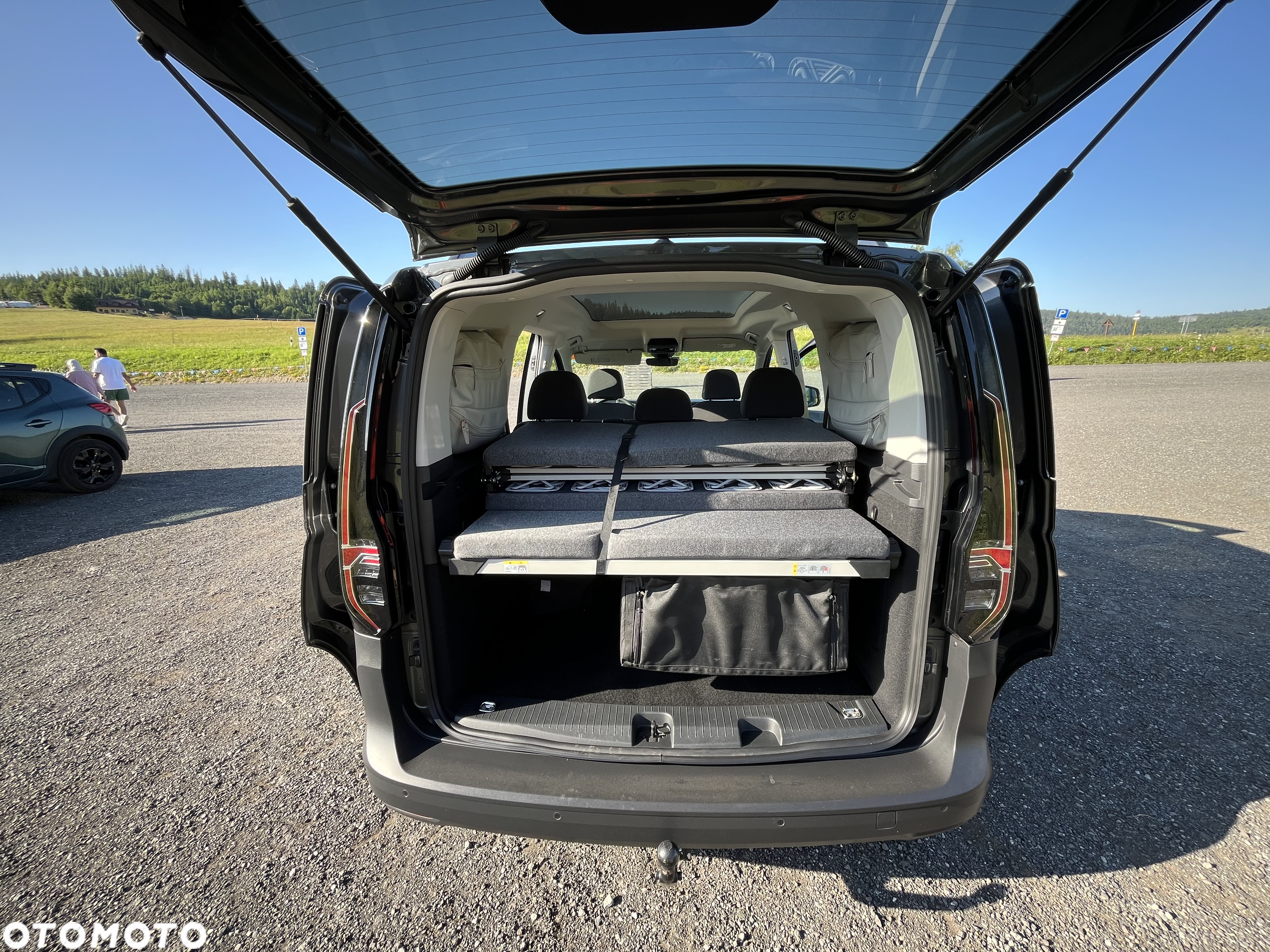 Volkswagen Caddy 2.0 TDI 4Motion - 13