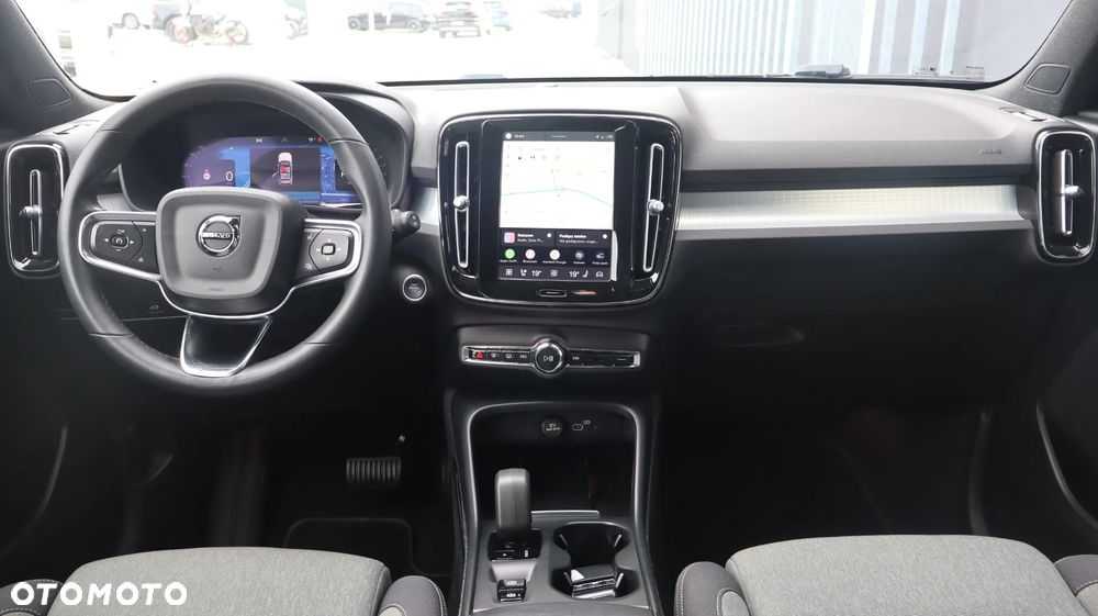 Volvo XC 40 B3 Core - 10