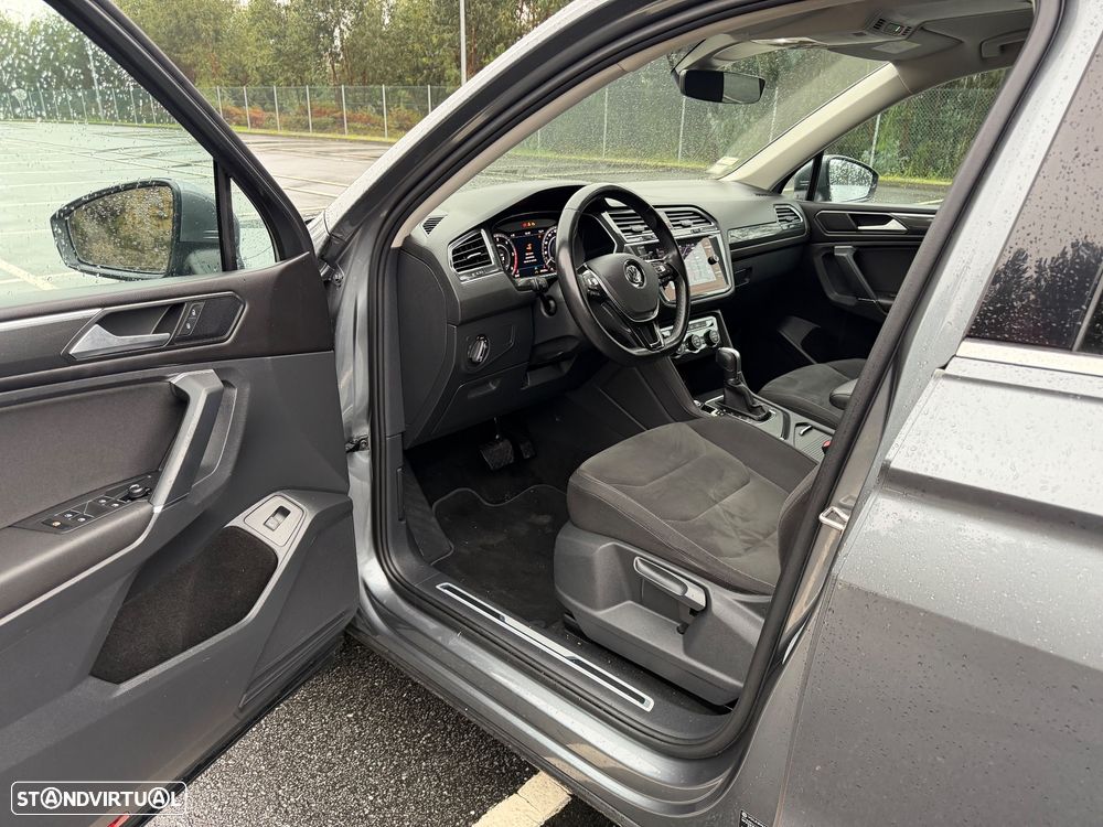 VW Tiguan Allspace 2.0 TDI Highline DSG - 34