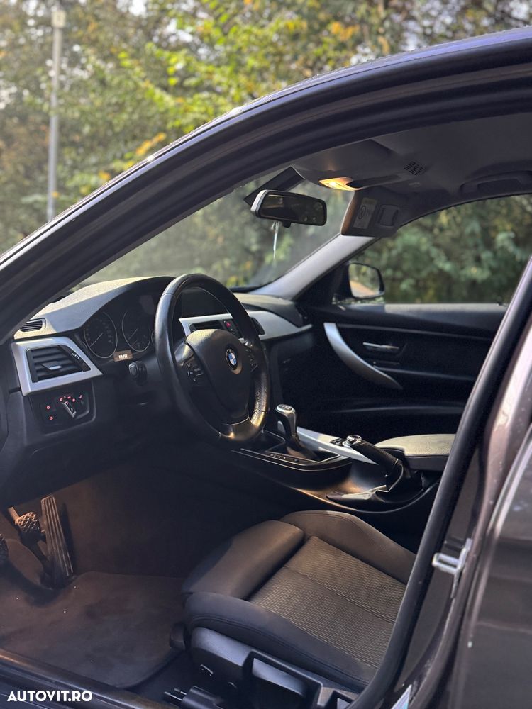 BMW Seria 3 318d - 9