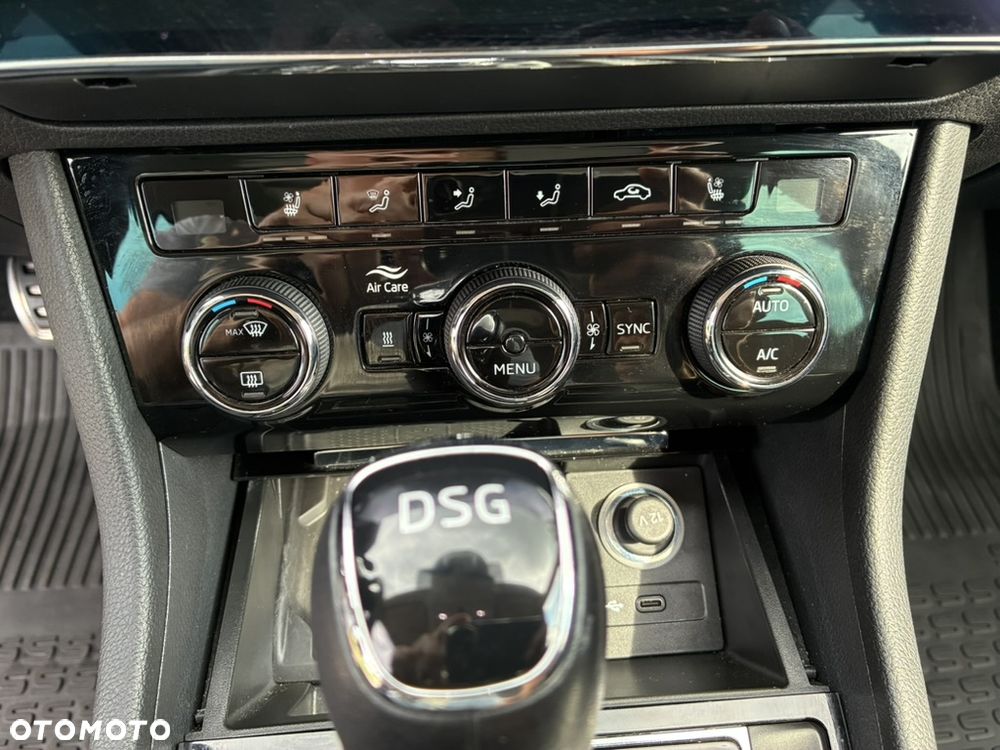 Skoda Superb 2.0 TSI L&K DSG - 21