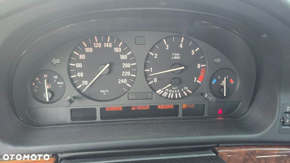 BMW Seria 5 - 14