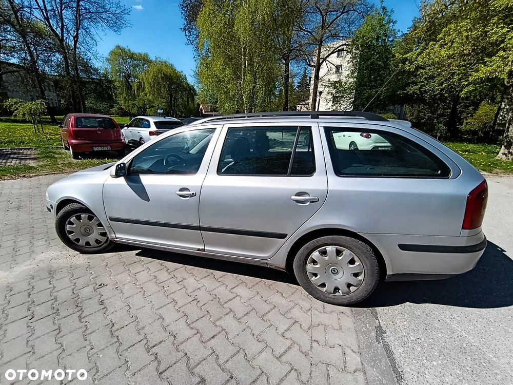 Skoda Octavia 1.9 TDI DPF DSG Ambiente - 6