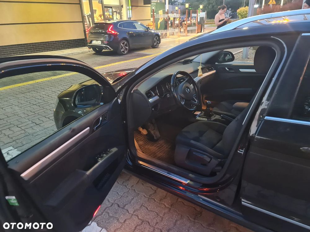 Skoda Superb 1.8 TSI Ambition - 13