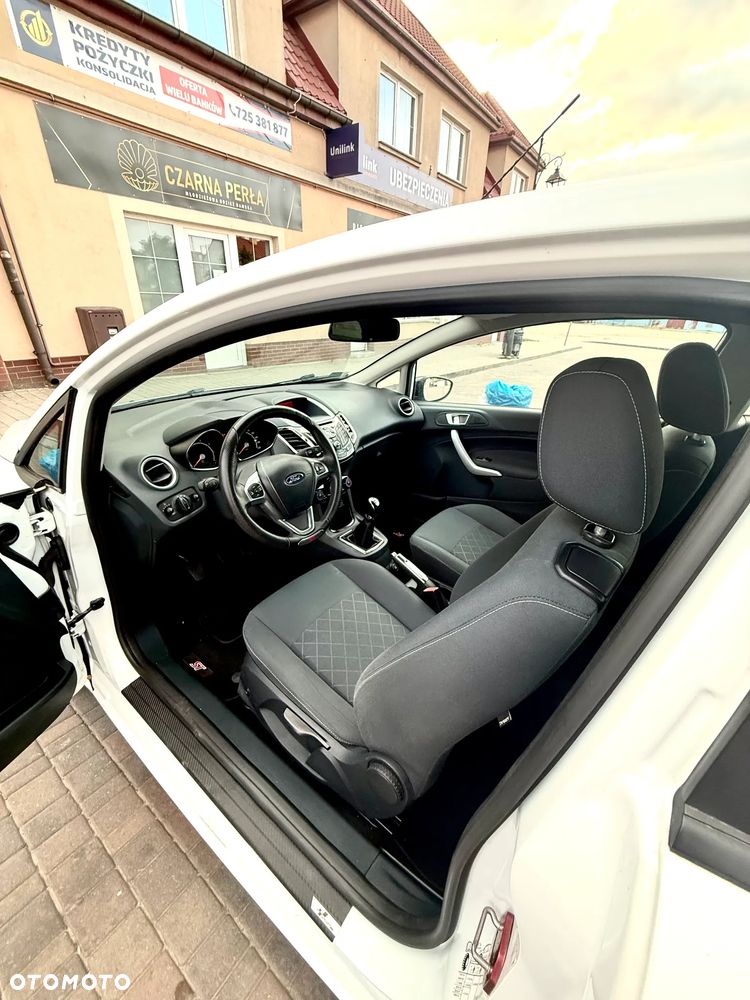 Ford Fiesta 1.25 Ambiente - 8