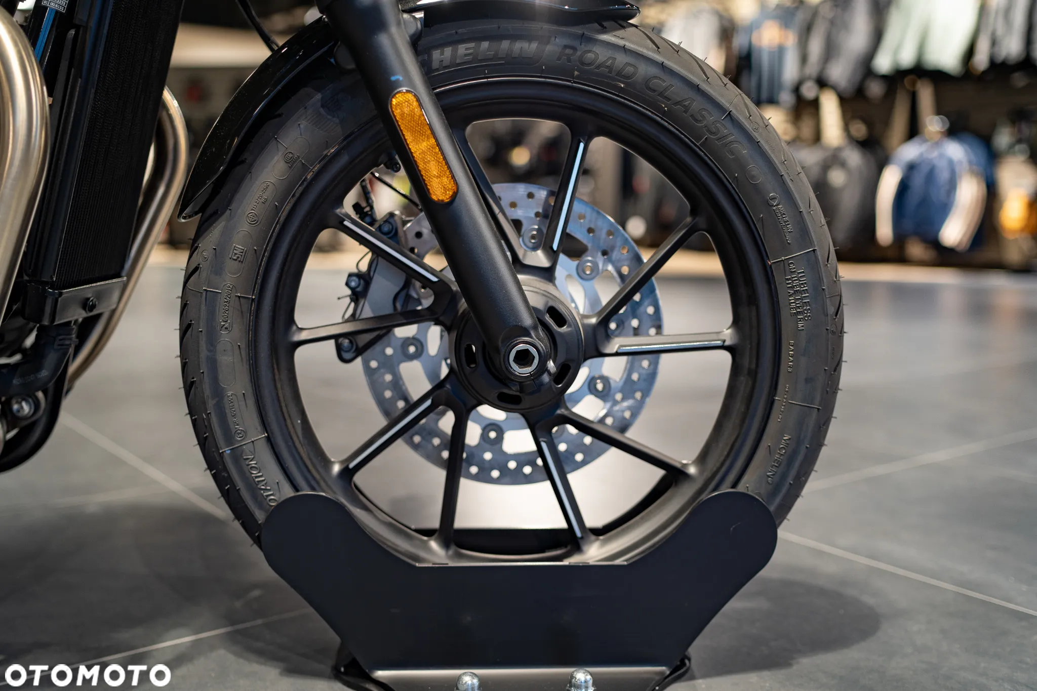 Triumph Speed Twin - 9