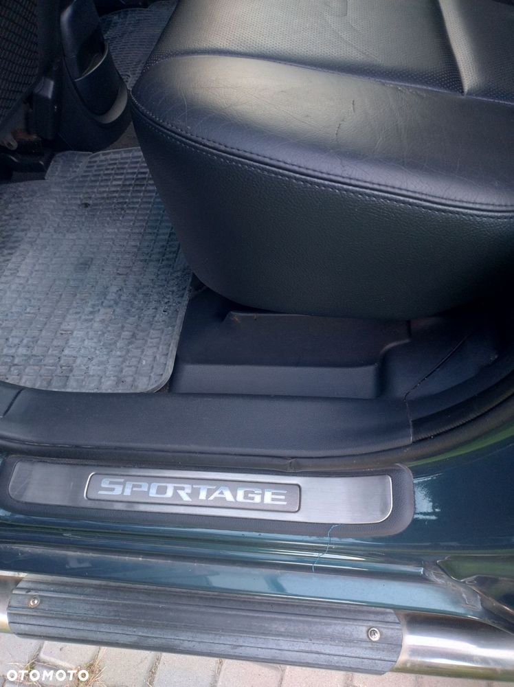 Kia Sportage 2.0 CRDI 4WD EX - 9