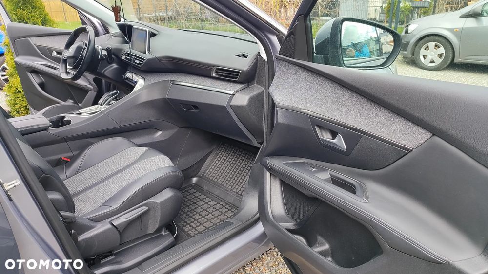 Peugeot 3008 1.5 BlueHDi Allure S&S EAT8 - 40