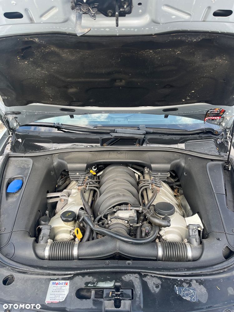 Porsche Cayenne - 17